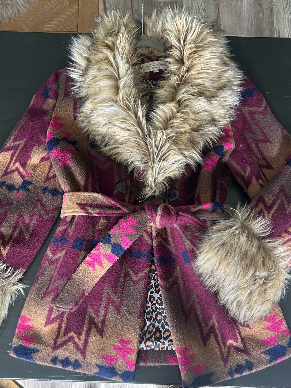 Aztec-Pattern Faux Fur Trim Wrap Pea Coat - Burgundy/Tan